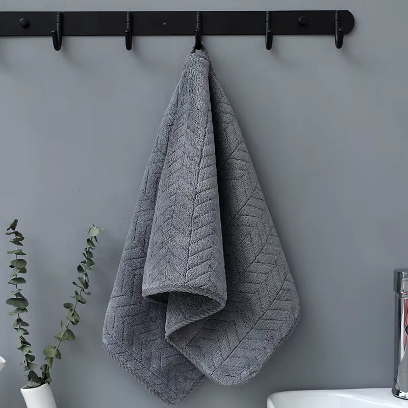 Thickened Coral Velvet Cotton Bath Towel Increases Water Absorption Adult Bath Towel Soft Affinity Household Quick-Drying