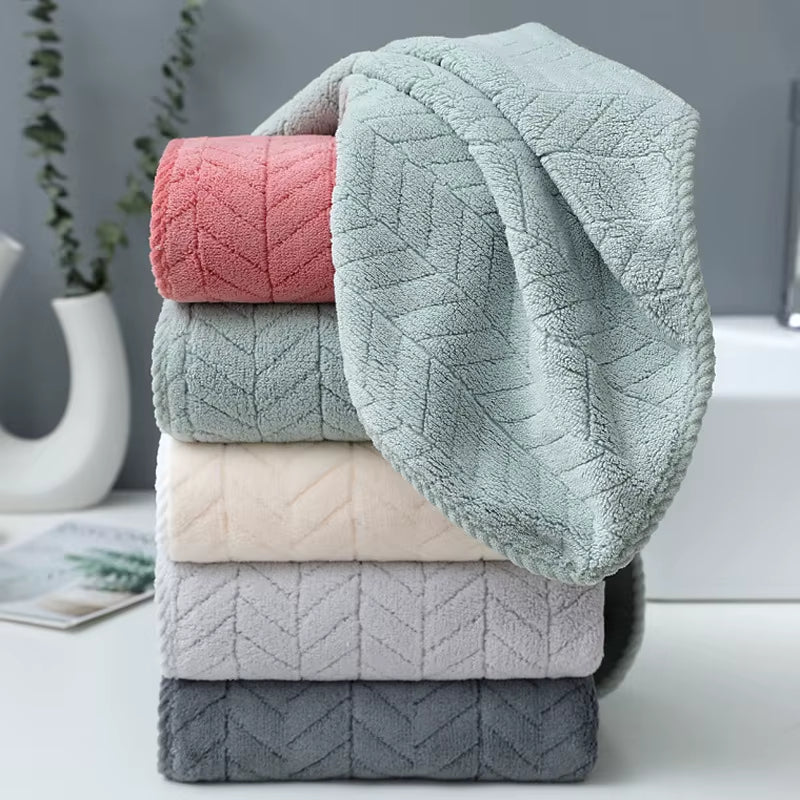 Thickened Coral Velvet Cotton Bath Towel Increases Water Absorption Adult Bath Towel Soft Affinity Household Quick-Drying